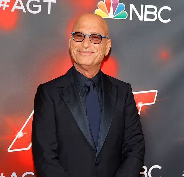 Gjyqtarit të “America’s Got Talent” i ra të fikët duke marrë kafe, flet për gjendjen e tij