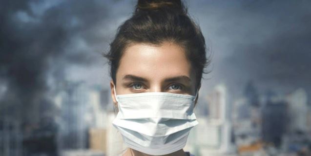 A mund të rrisë ekspozimi ndaj ajrit të ndotur rrezikun e zhvillimit të pneumonisë?
