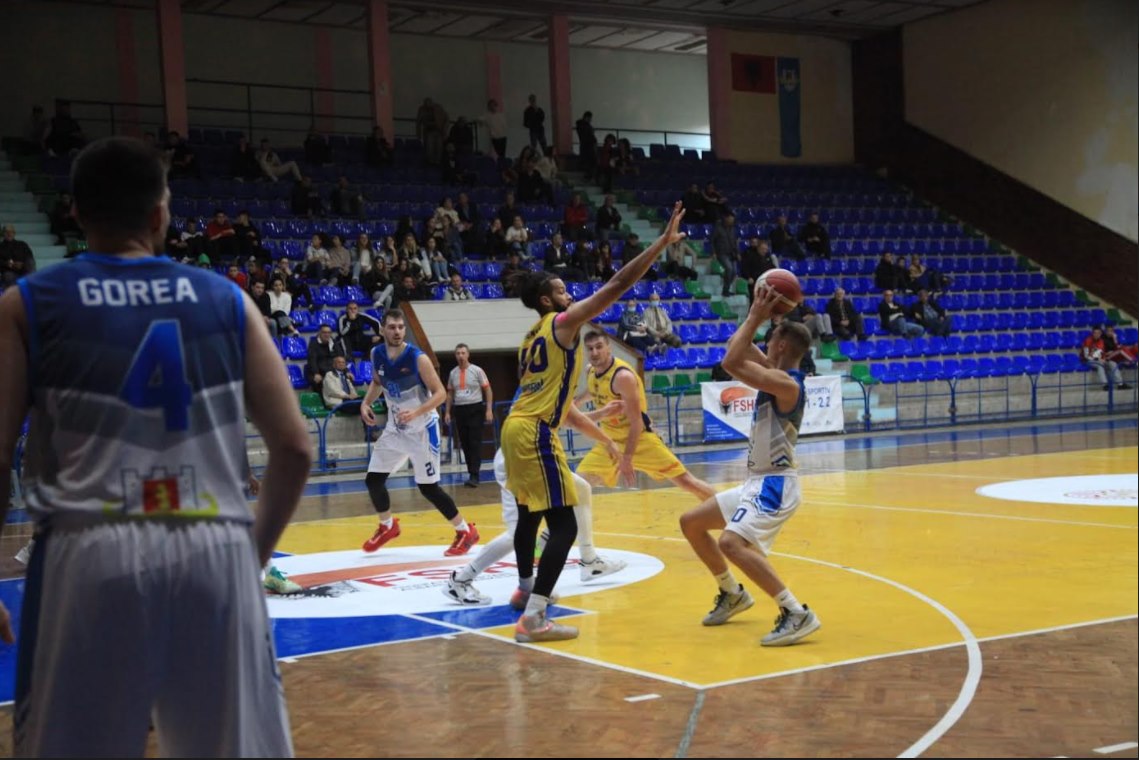 Teuta e Durrësit mposht Golden Eagle Ylli