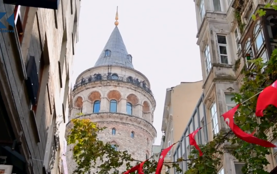 Kulla e Galatës, një nga atraksionet e Stambollit (VIDEO)