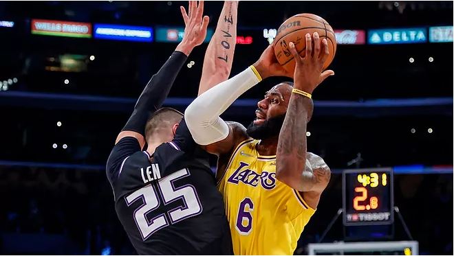 Lakers pësojnë humbje nga Sacramento Kings (VIDEO)