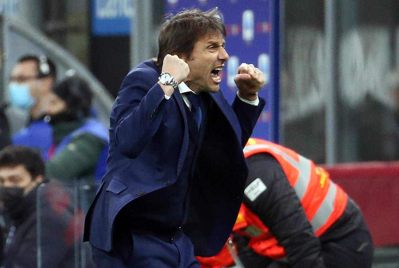 Conte e vazhdon aventurën te Napoli edhe për një sezon