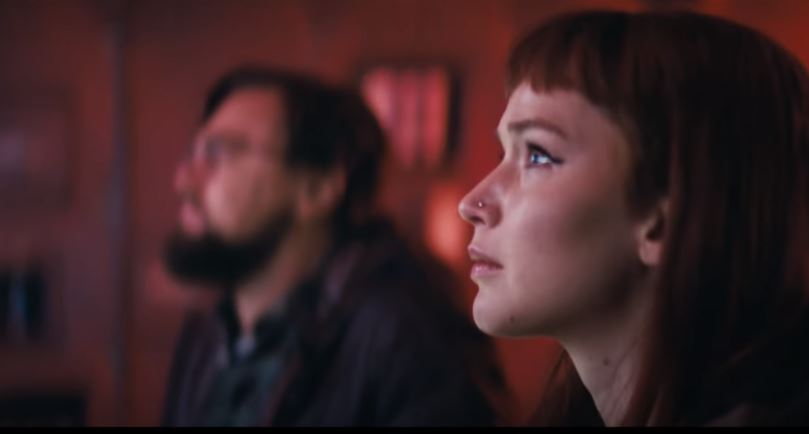 Lawrence dhe DiCaprio përpiqen ta shpëtojnë botën në filmin e ri (VIDEO)