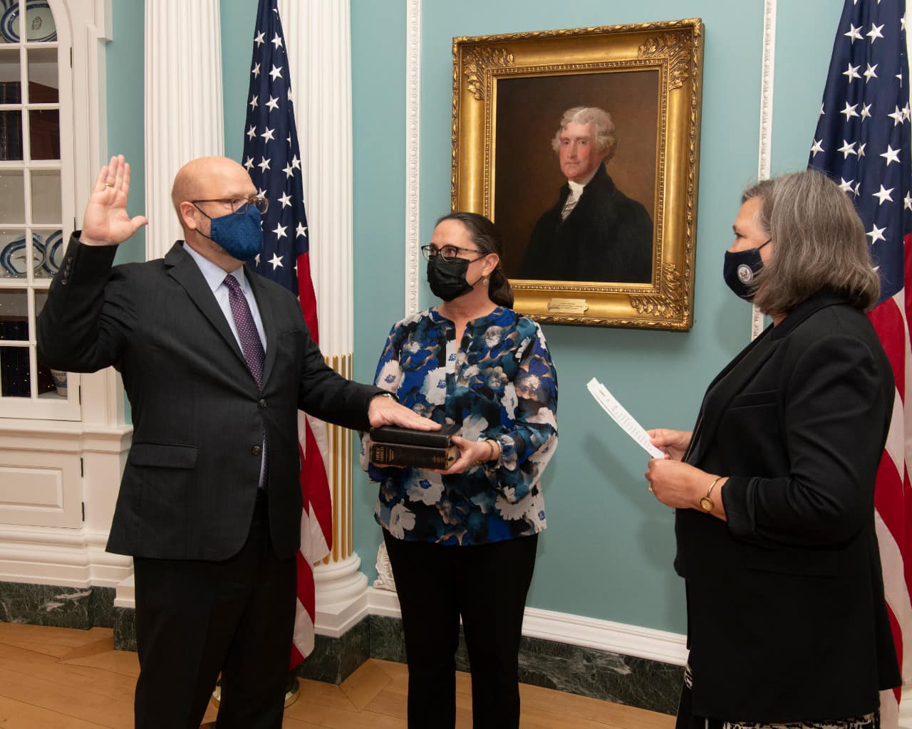 Betohet ambasadori i ri i Amerikës (FOTO)