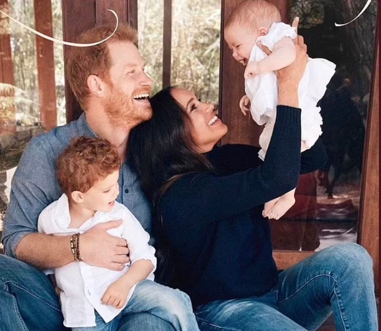 Zbulohet më në fund portreti i vajzës së Princit Harry dhe Meghan Markle (FOTO)