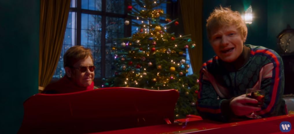 Ed Sheeran dhe Elton John debutojnë me “Merry Christmas” (VIDEO)