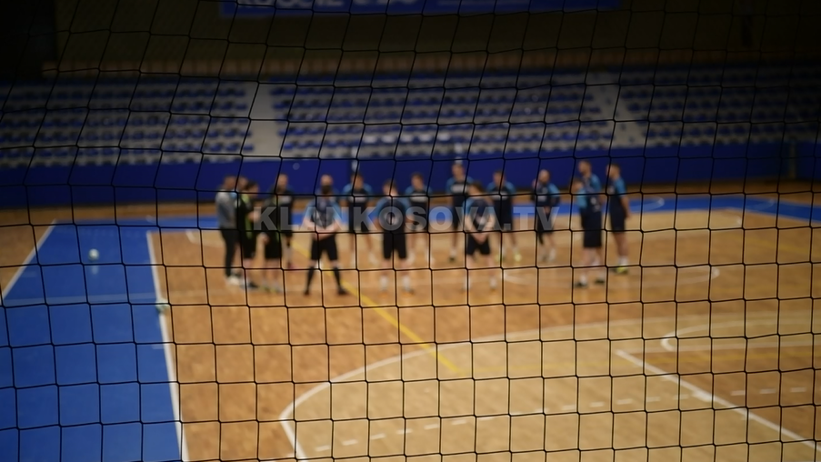 Shorti i vështirë nuk e tremb Arben Simitçiun (VIDEO)