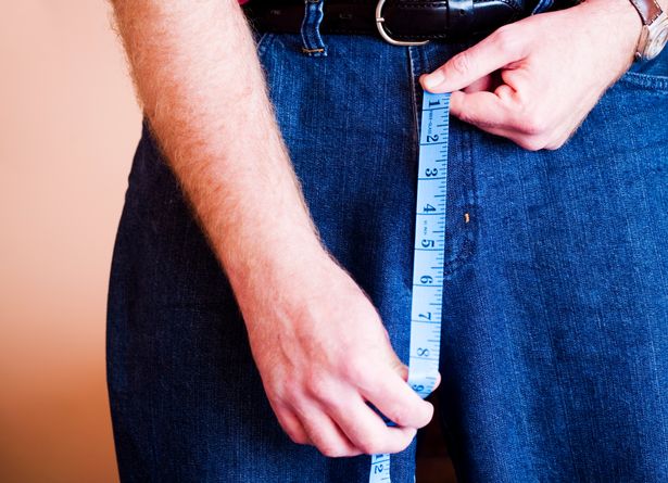 Një burrë pretendon se COVID-19 ia tkurri organin gjenital, flasin urologët