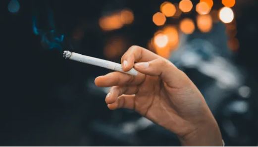 Studim: Pirja e duhanit gjatë shtatzënisë ndikon në lindjen e foshnjave para kohe në të ardhmen