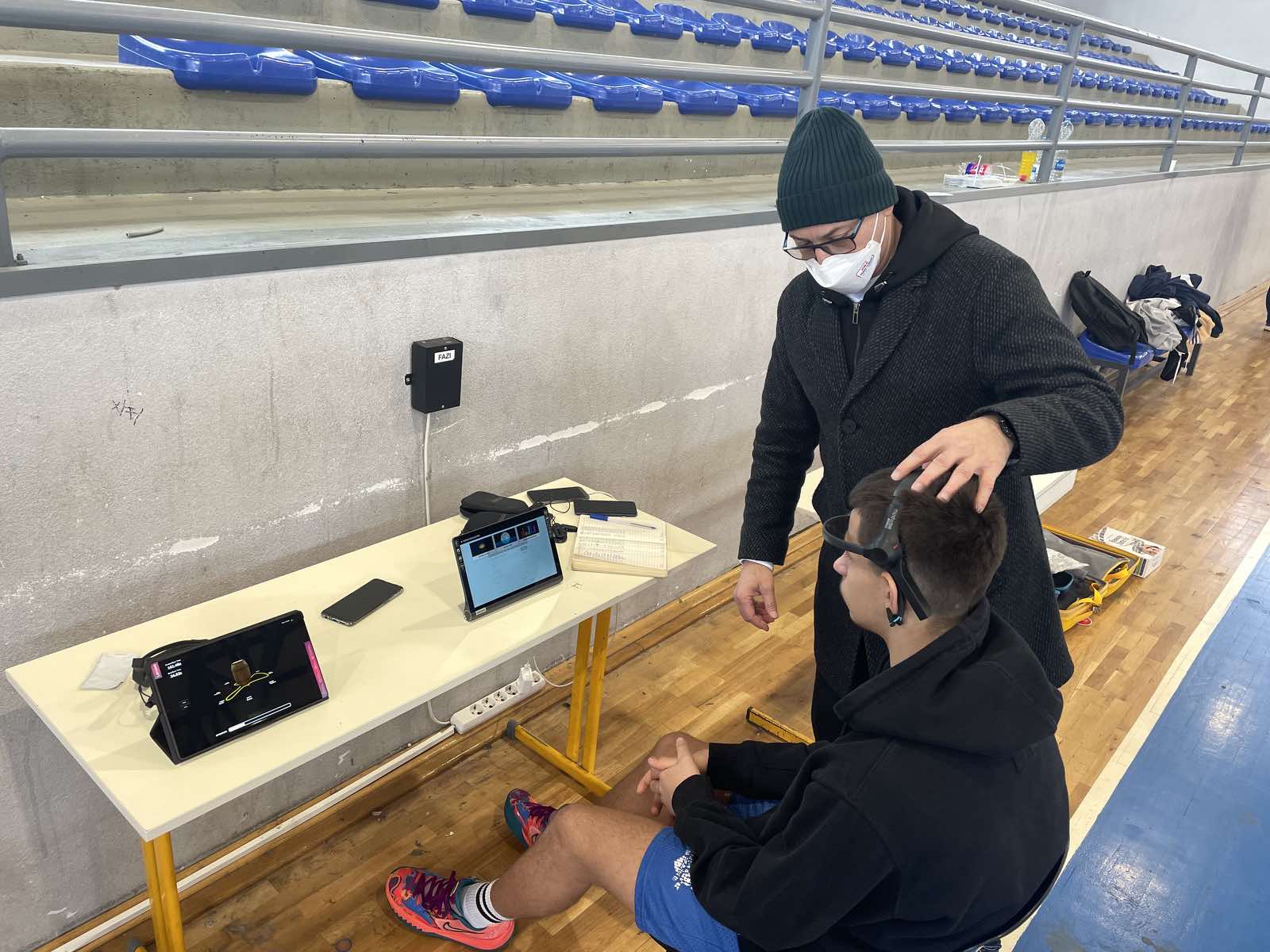 Profesori Ridvan Ekmekçi ligjëron para basketbollistëve të Qendrës Nacionale