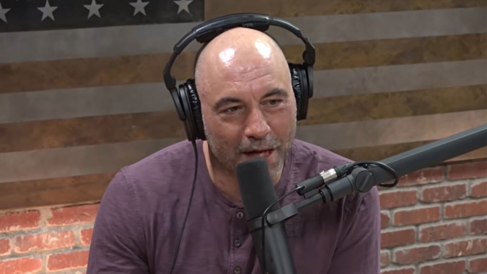 Joe Rogan premton përmbajtje më të balancuar në podkestin e tij