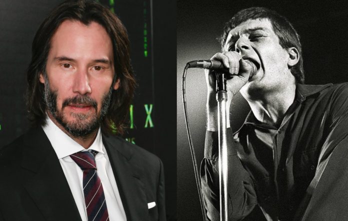 “Love Will Tear Us Apart” e Joy Division, kënga më e dashur për Keanu Reevesin