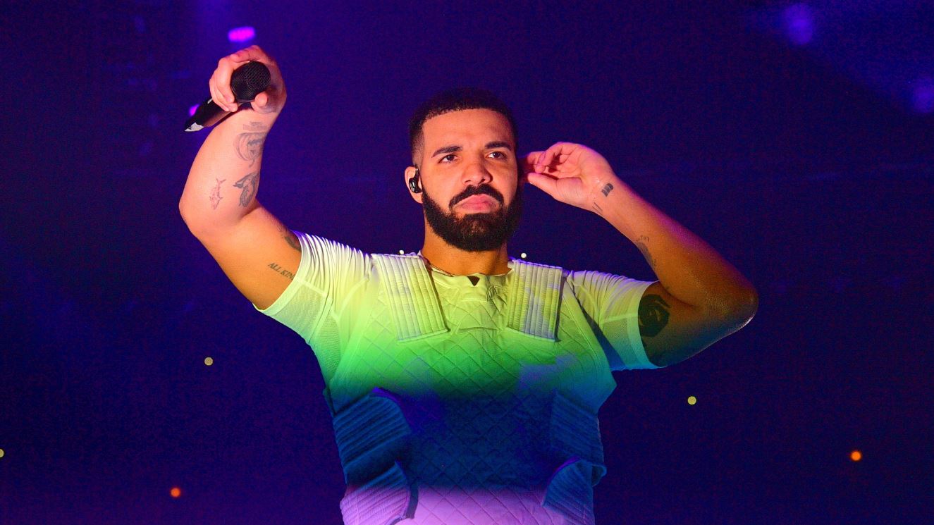 Drake akuzohet se hodhi salcë të nxehtë në prezervativ për ta “mbytur” spermën