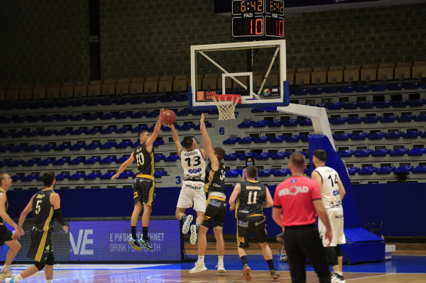 Top asistuesit e Superligës në Basketboll