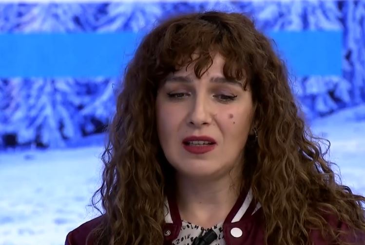 Festivali ”ZaNa”, thirrje për aplikim me poezi dedikuar gruas (VIDEO)