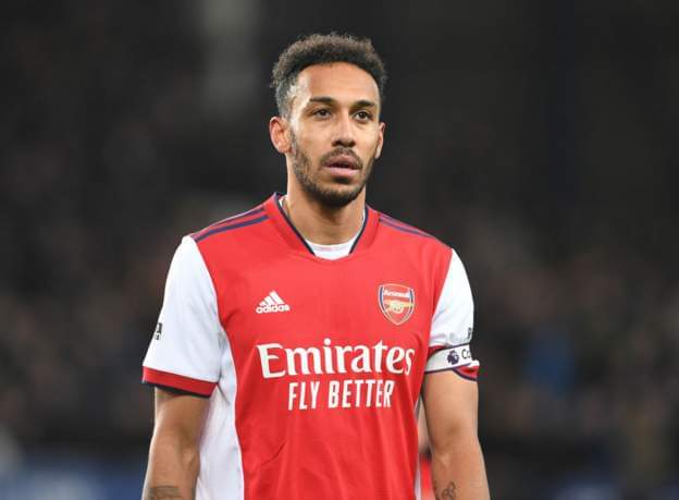 Aubameyang largohet nga Arsenal