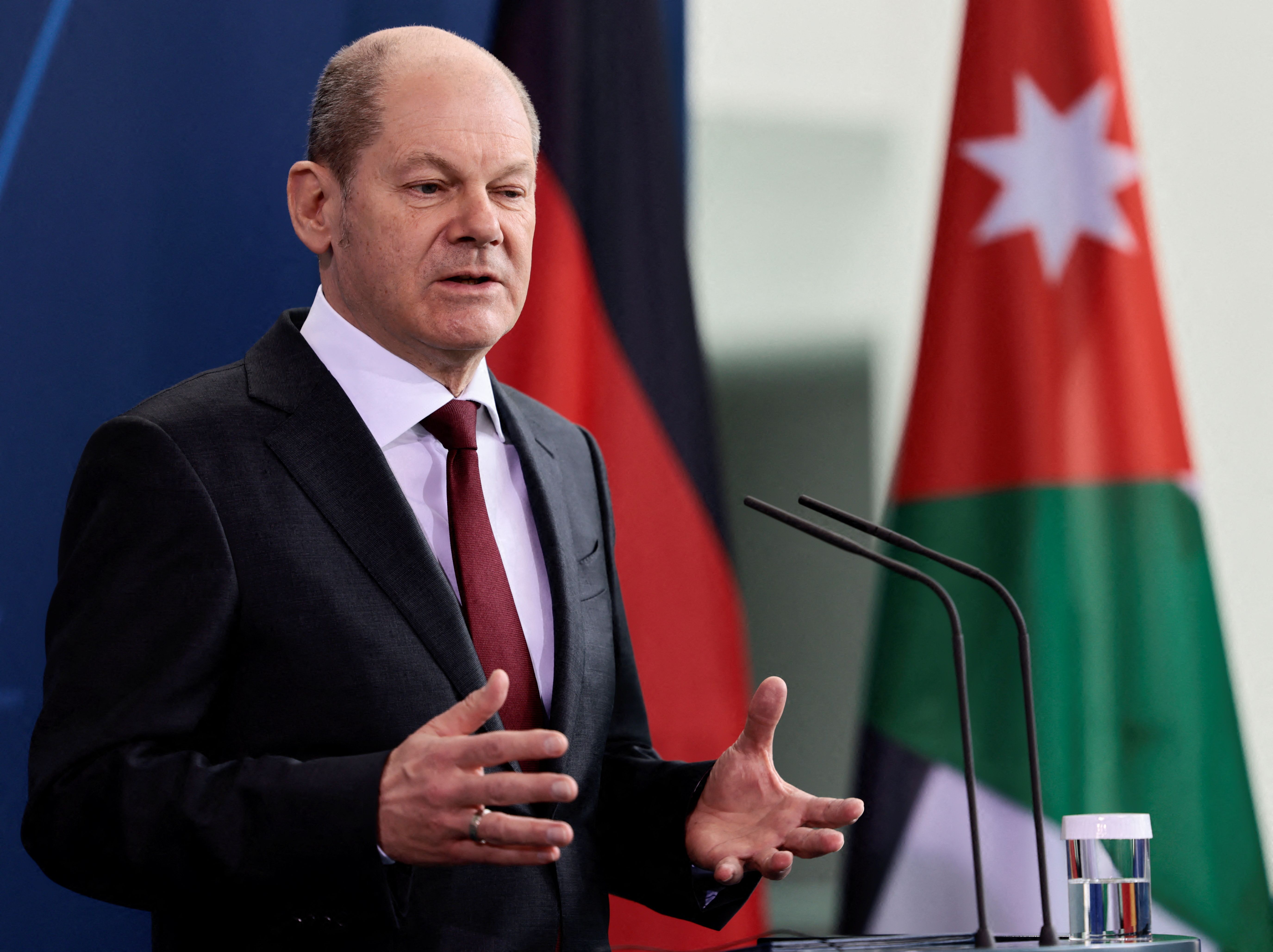 Scholz thotë se Gjermania duhet të angazhohet për negociatat e anëtarësimit me Shqipërinë