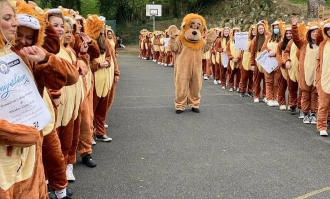 Thyhet rekordi, 252 njerëz vishen si luanë në Irlandë