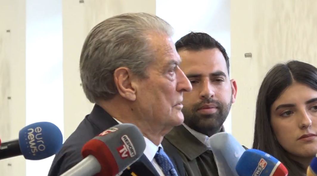 I përjashtuar nga grupi parlamentar, Berisha: Vendimi është nul dhe nuk ekziston