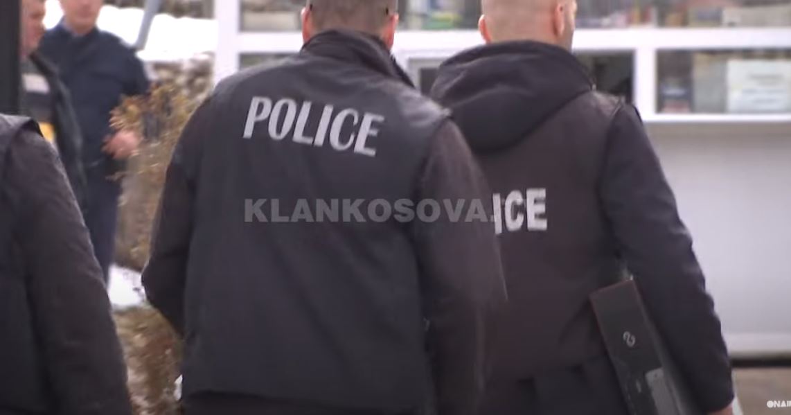 Çka u konfiskua nga dy zyrtarët e arrestuar dje në rastin "Brezovica"? (VIDEO)