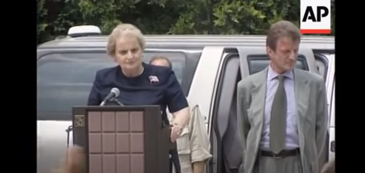 Vizita e Albright në Kosovë në vitin 1999