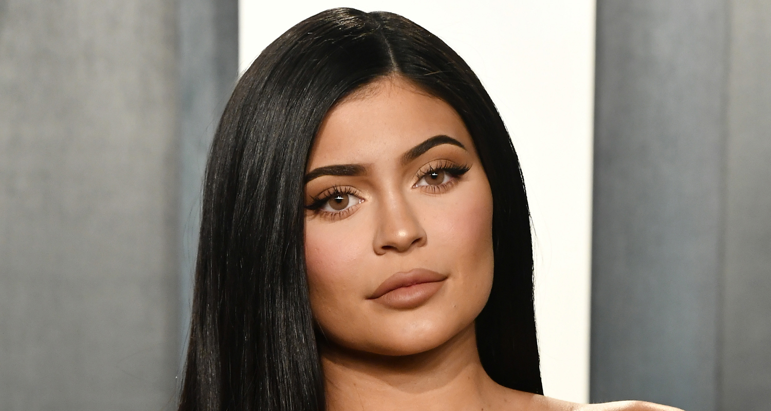 Kylie Jenner njofton se emri i djalit të saj nuk është më Wolf
