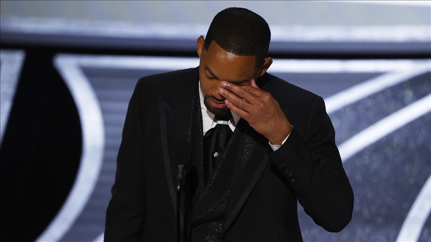E goditi shuplakë në Oscar, Will Smith i kërkon falje Chris Rock