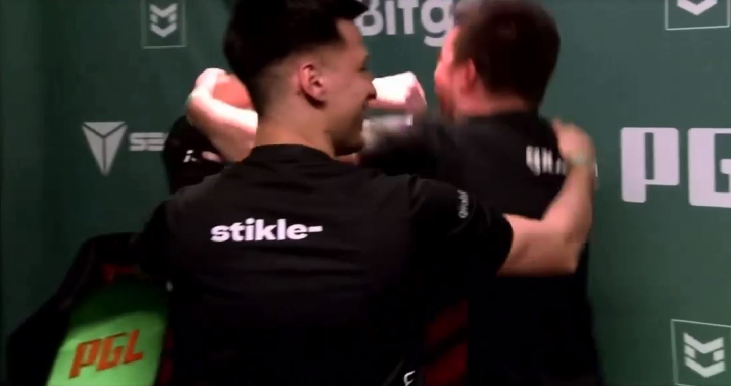 Historike: Ekipi kosovar kualifikohet në turneun më të madh të CS:GO (VIDEO)