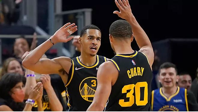 Fillon “Play-Off-i në NBA - Warriors dhe Philadelphia marrin fitoret e para (VIDEO)