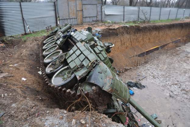 Ukraina thotë se i duhen më shumë armë për të mbrojtur qytetet 