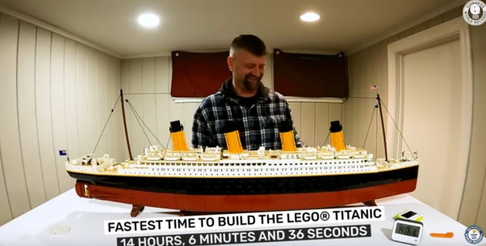 Vendos rekordin Guinness pasi montoi “Titanikun” me lodrat Lego (VIDEO)