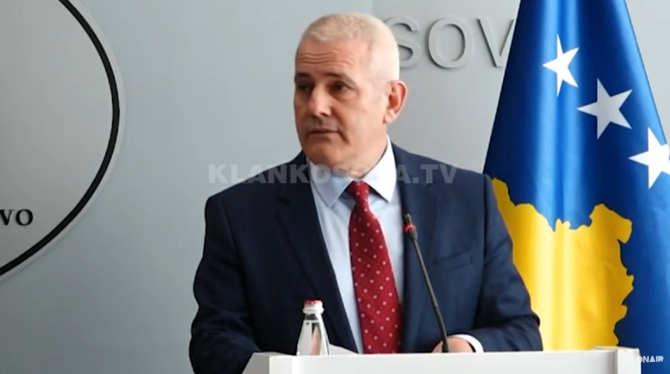 Sveçla për shpërthimet në veri: Një pjesë e kriminelëve janë ish-pjesëtarë të policisë