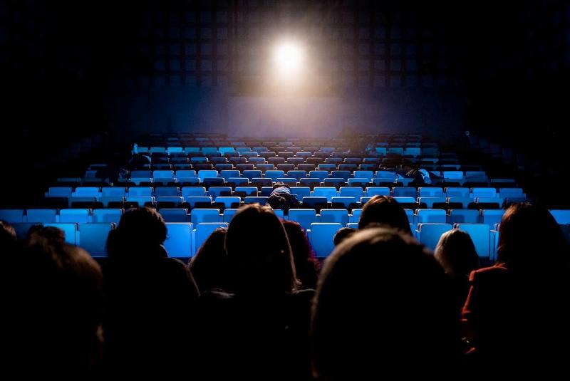 Teatri i Gjilanit fiton çmimin kryesor në festivalin më të rëndësishëm në Poloni