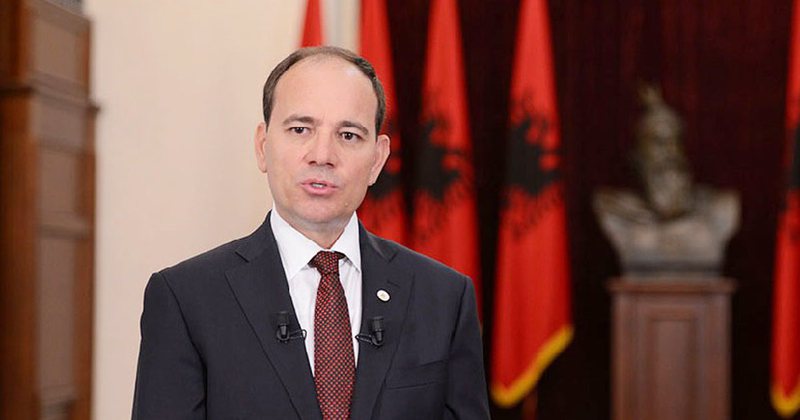 Vdes ish-presidenti shqiptar, Bujar Nishani
