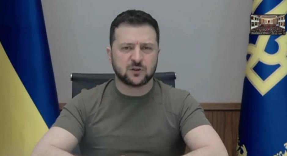 Zelensky, Shqipërisë: Kufizoni ardhjen e turistëve rusë – mund të vijnë xhelatët e Mariupolit (VIDEO)