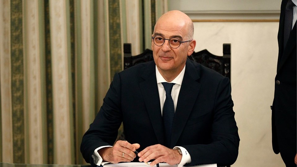 Kryediplomati grek, Nikos Dendias të hënën në Shqipëri