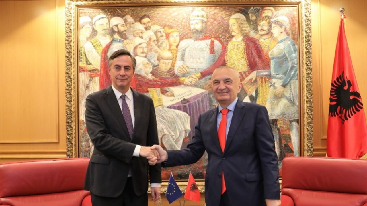 Rezoluta për Shqipërinë, McAllister dhe shtatë deputetë të Parlamentit Evropian vizitojnë Tiranën