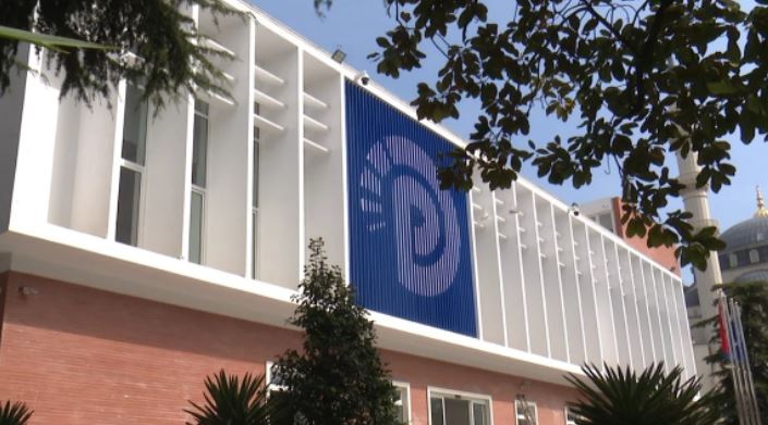 Alibeaj mbledh grupin parlamentar për presidentin: PS prishi marrëveshjen