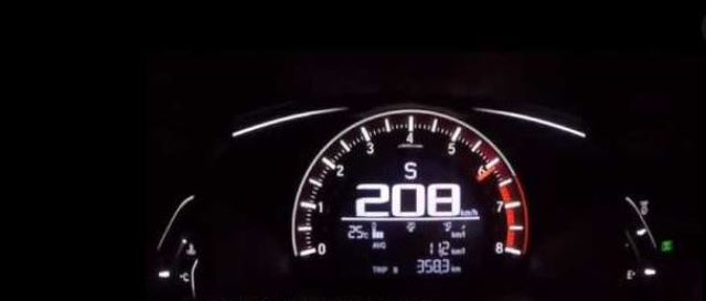 Zvicër: Voziti 208 km/h, arrestohet kosovari, i konfiskohet patentë shoferi dhe vetura