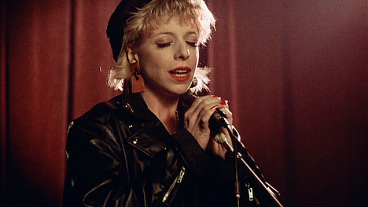 Vdes këngëtarja Julee Cruise