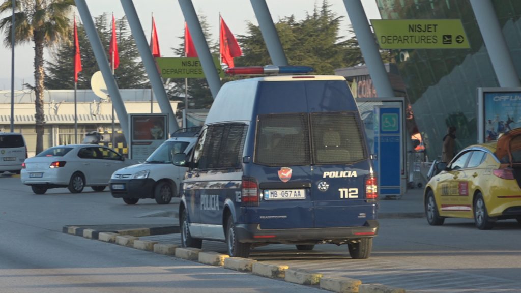 Riatdhesohen 72 shqiptarë nga Anglia dhe Franca