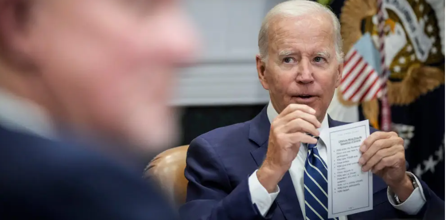 Biden bën gafën e radhës, zbulon udhëzimin se si të veprojë në një takim në Shtëpinë e Bardhë (FOTO+VIDEO)
