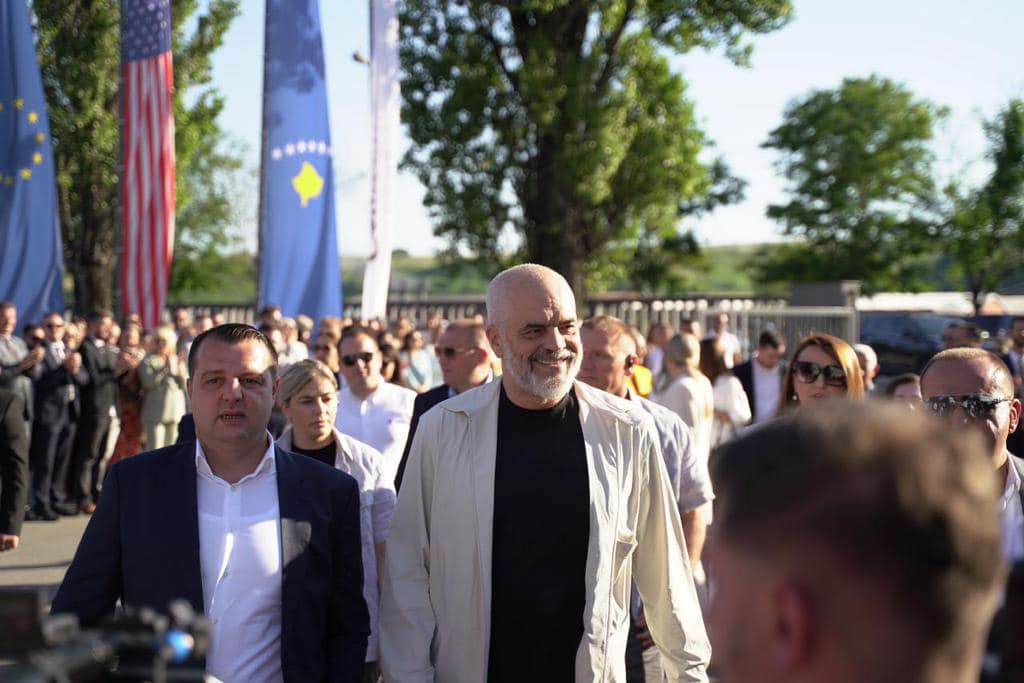 Rama publikon fotografitë nga vizita në Kosovë: Faleminderit për mikpritjen fantastike