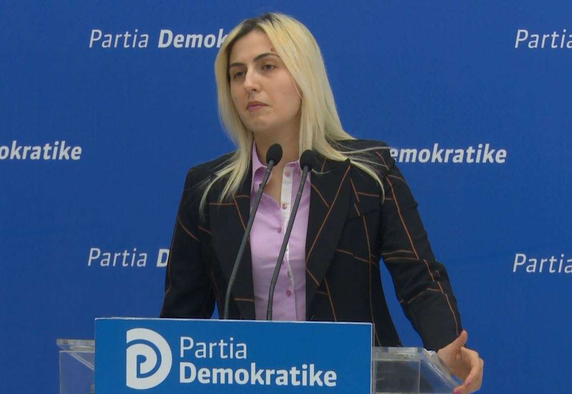 Provimet e maturës në Shqipëri, Zhupa: Të hënën nisin protestat