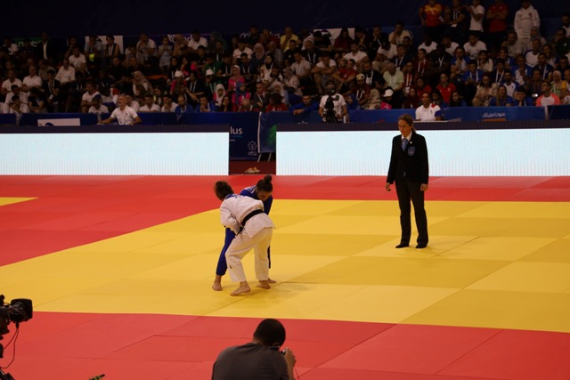 Xhudistja Erza Muminoviq e humb çerekfinalen, por jo luftën për medalje