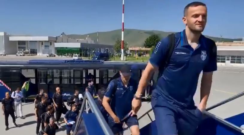 Kosova niset drejt Qipros (VIDEO)