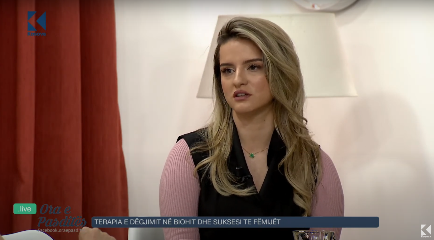 Terapia e dëgjimit dhe suksesi te fëmijët (VIDEO)