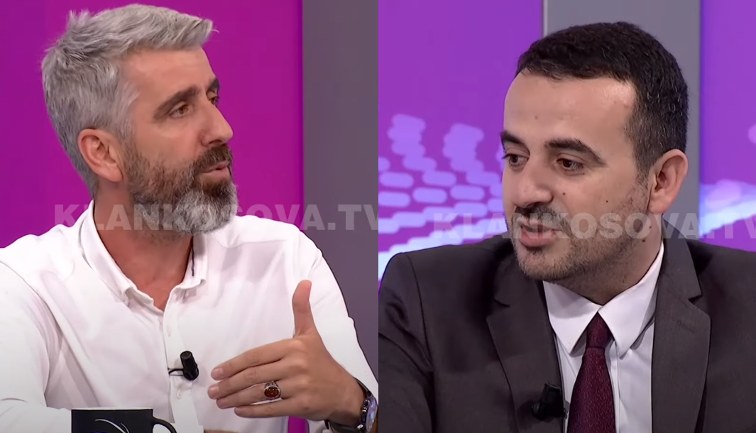 Rivalë në lojë, por miqësorë në tifozëri (VIDEO)