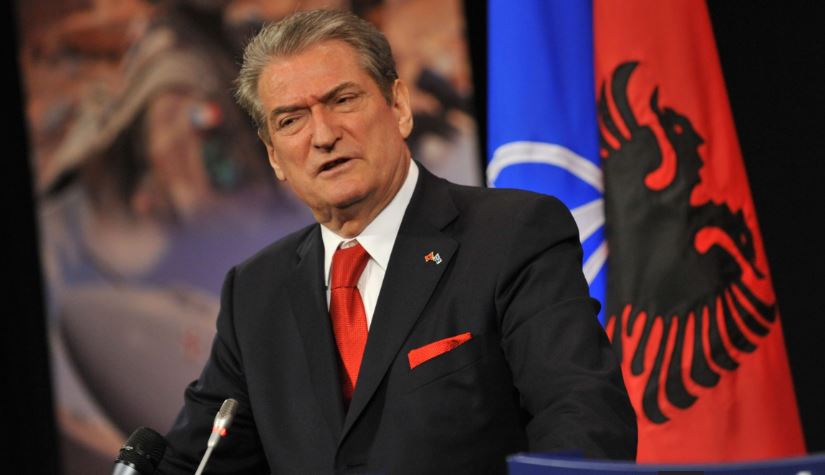 "Ballkani i Hapur" cenon Kosovën, Berisha: Si mund të bëhemi ne pjesë e projektit serb?