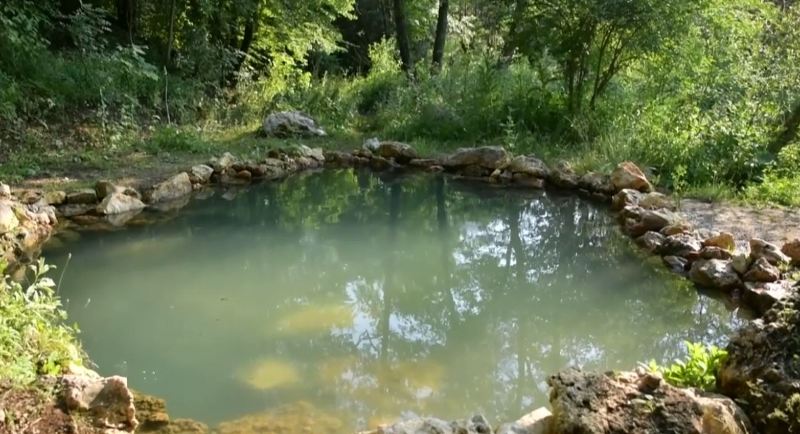 Burimi termal dhe kalaja e Vërbocit në Drenas (VIDEO)